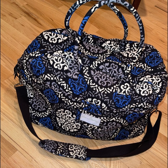 Vera Bradley Handbags - Vera Bradley Grand Traveler Canterberry Cobalt